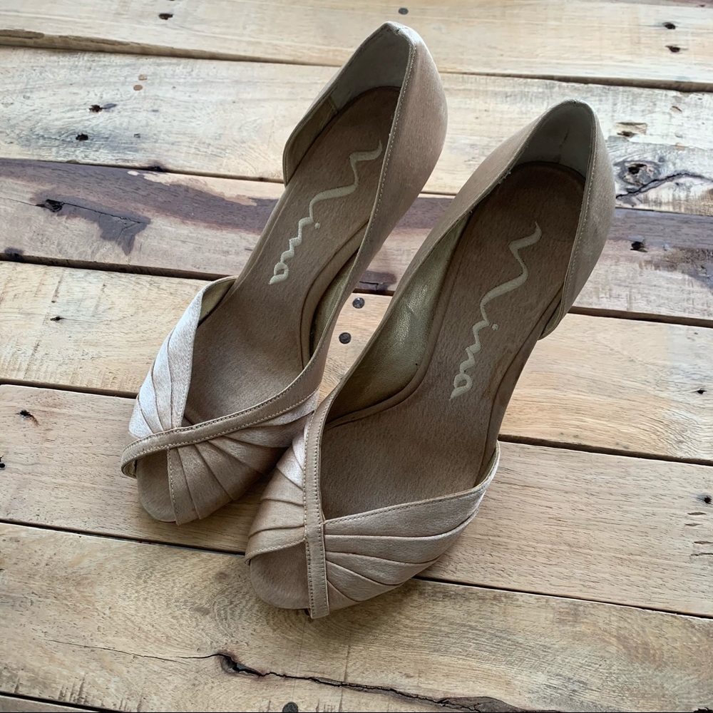 Nina Nude Peep Toe Heels